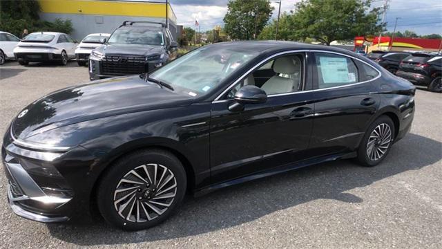 new 2024 Hyundai Sonata Hybrid car, priced at $32,540