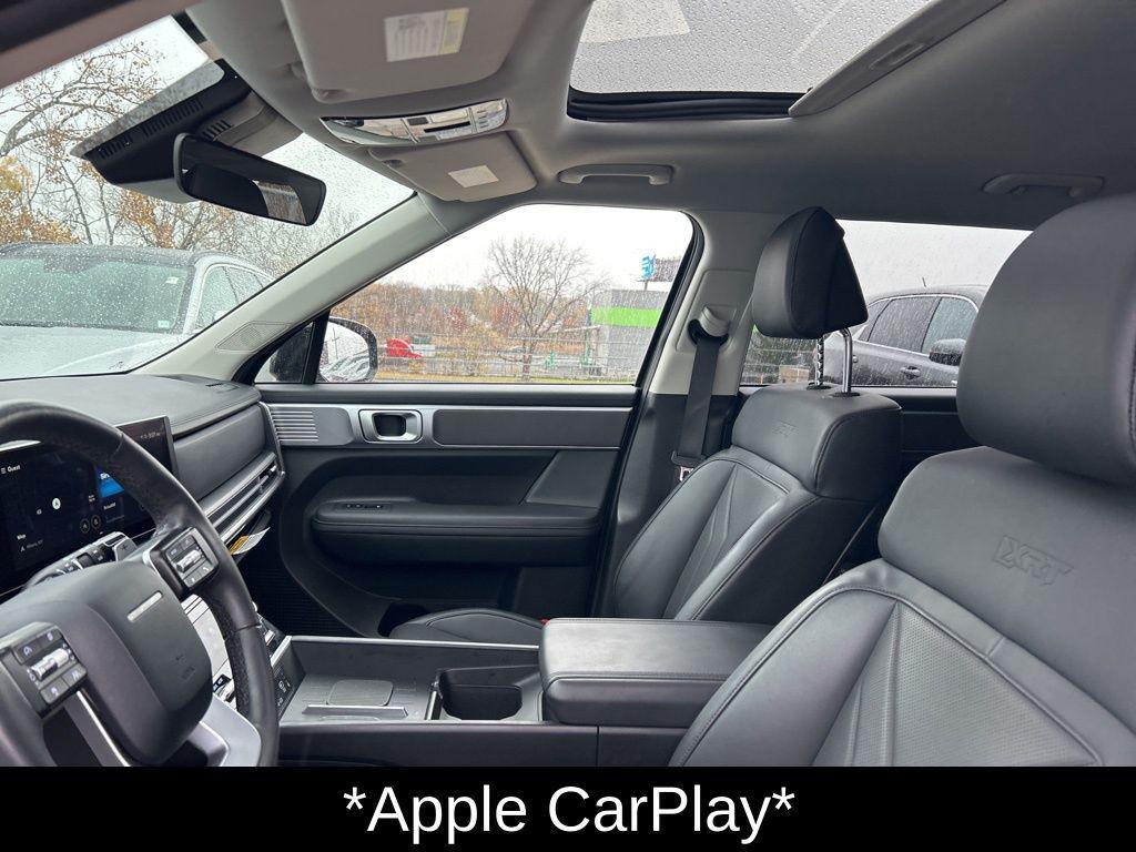 used 2025 Hyundai Santa Fe car, priced at $35,000