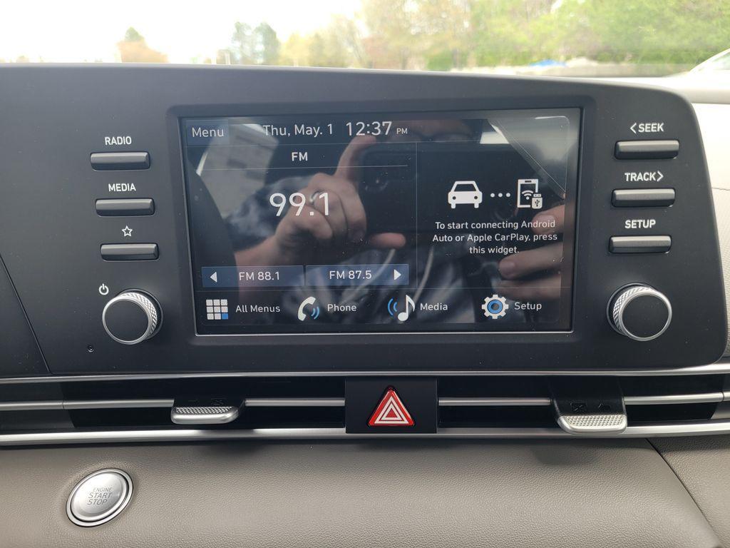 new 2025 Hyundai Elantra car, priced at $25,660