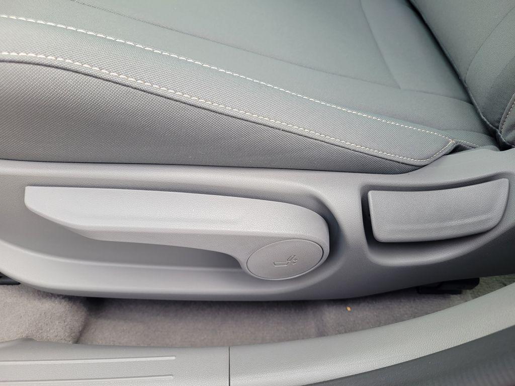 new 2025 Hyundai Elantra car, priced at $25,660