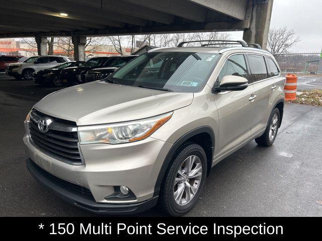 used 2015 Toyota Highlander car, priced at $19,743