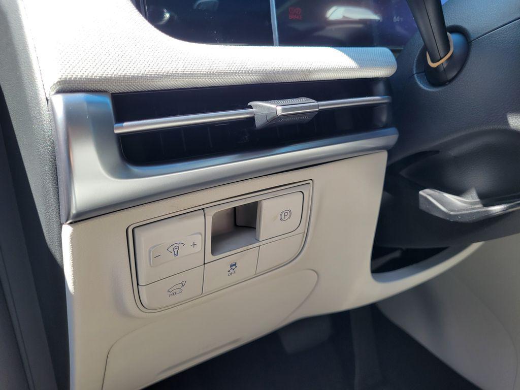 new 2025 Hyundai Tucson car, priced at $42,915