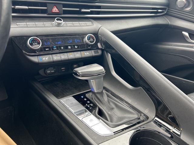 used 2022 Hyundai ELANTRA HEV car, priced at $20,000