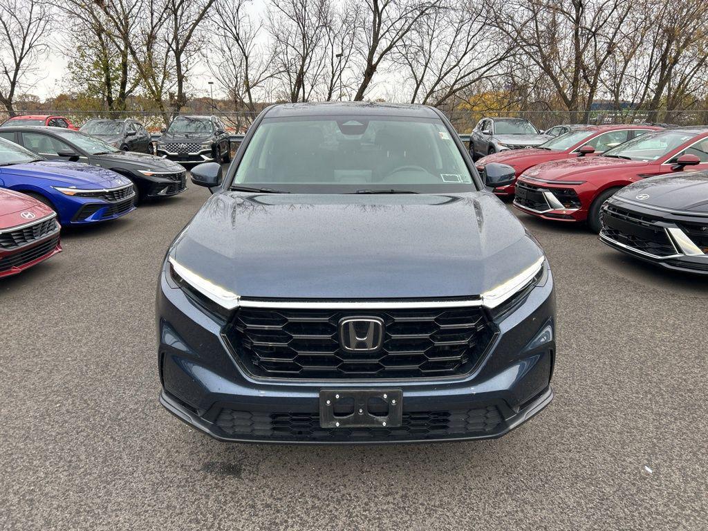 used 2023 Honda CR-V car, priced at $27,900