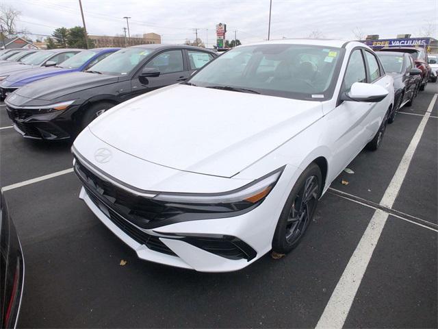 new 2025 Hyundai Elantra car, priced at $28,685