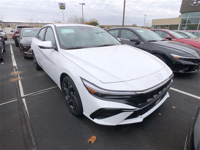 new 2025 Hyundai Elantra car, priced at $28,685