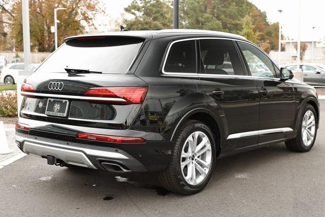 new 2025 Audi Q7 car, priced at $78,049