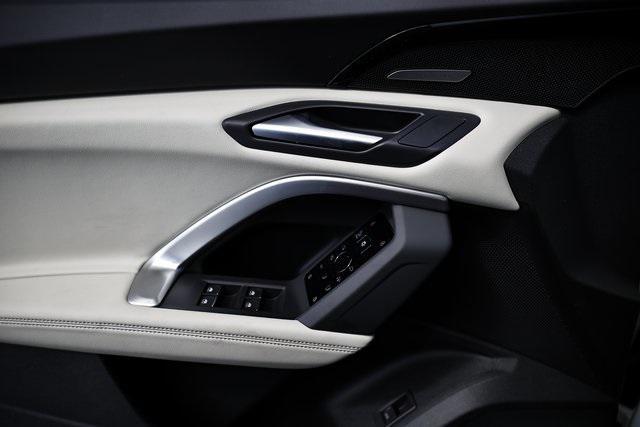 new 2025 Audi Q5 car, priced at $60,577