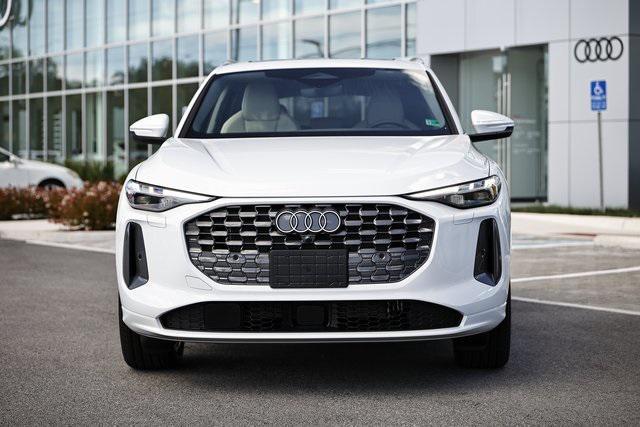 new 2025 Audi Q5 car, priced at $60,577