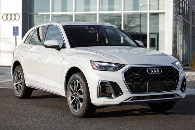 new 2025 Audi Q5 car, priced at $46,187