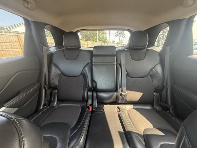 used 2018 Jeep Cherokee car