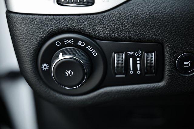 used 2018 Jeep Cherokee car, priced at $14,890