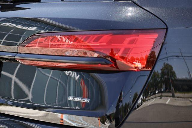 new 2025 Audi Q7 car, priced at $87,605