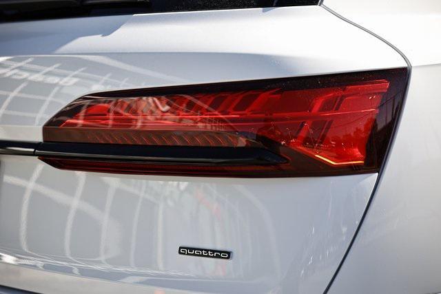 new 2026 Audi Q7 car, priced at $68,870