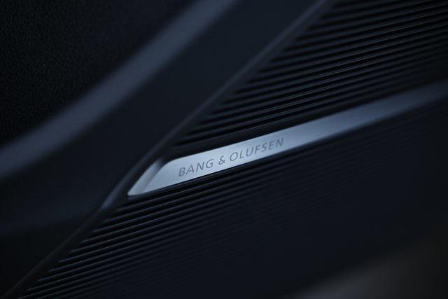 new 2026 Audi Q7 car, priced at $68,870