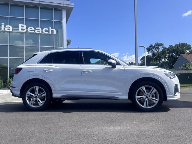 new 2024 Audi Q3 car, priced at $41,727