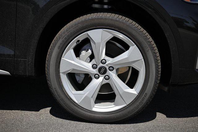new 2025 Audi Q5 car, priced at $57,827
