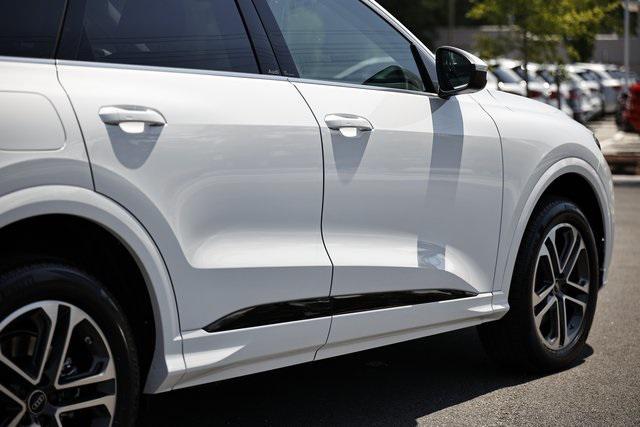 new 2025 Audi Q5 car, priced at $54,585
