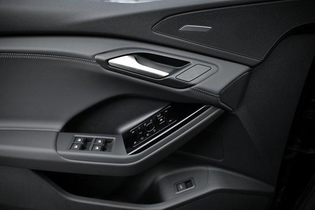 new 2025 Audi Q6 e-tron car, priced at $75,750