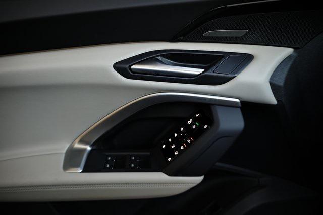 new 2025 Audi Q5 car, priced at $60,337