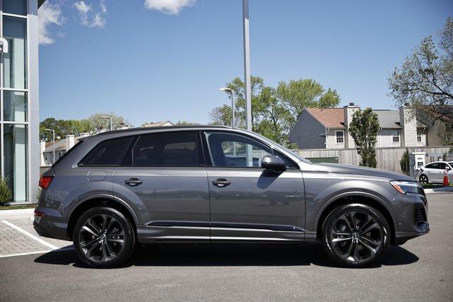 new 2025 Audi Q7 car, priced at $75,830