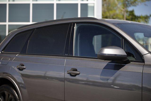 new 2025 Audi Q7 car, priced at $75,830