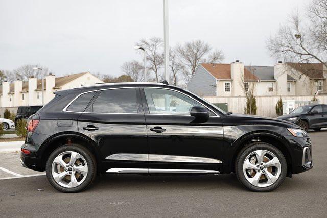 new 2025 Audi Q5 car, priced at $51,262