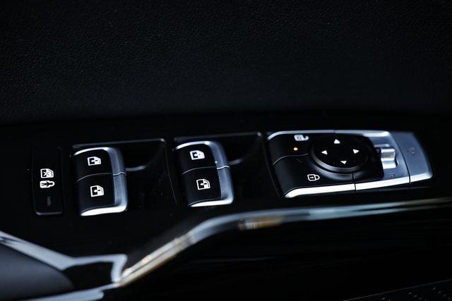 used 2025 Kia K5 car, priced at $29,010