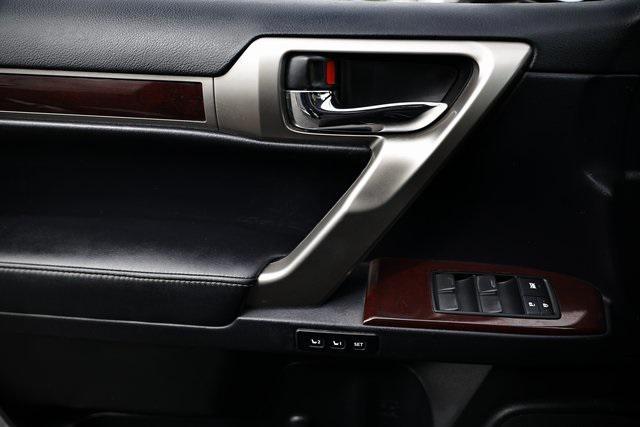 used 2019 Lexus GX 460 car, priced at $32,290