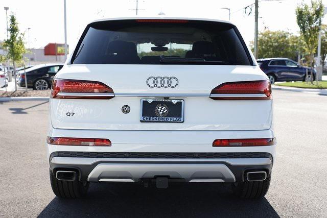 new 2025 Audi Q7 car, priced at $72,577