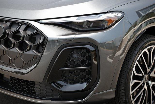 new 2025 Audi SQ5 car, priced at $70,765