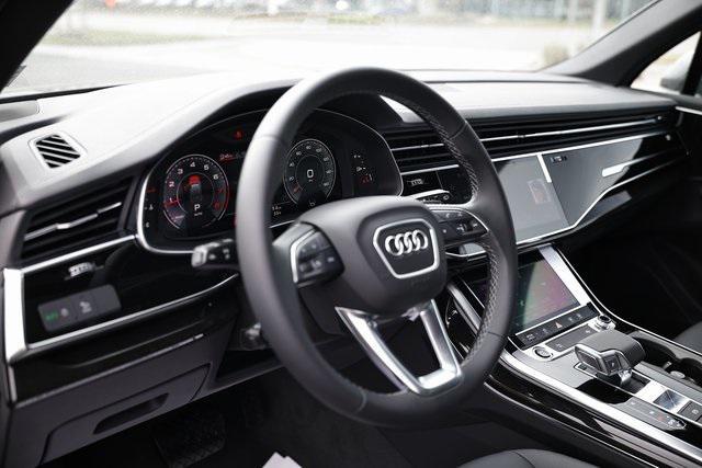 new 2025 Audi Q7 car, priced at $63,377