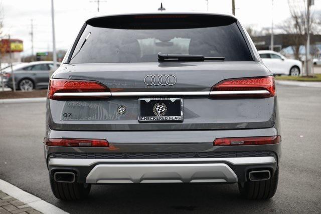 new 2025 Audi Q7 car, priced at $63,377