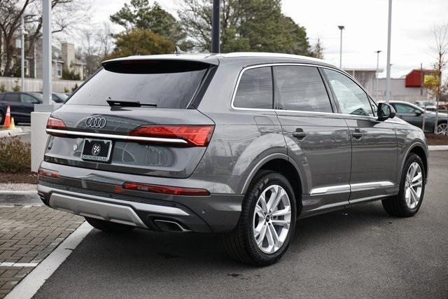 new 2025 Audi Q7 car, priced at $63,377