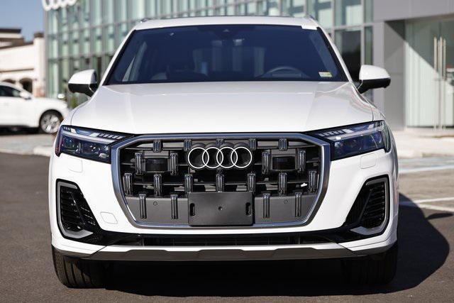 new 2025 Audi Q7 car, priced at $80,247