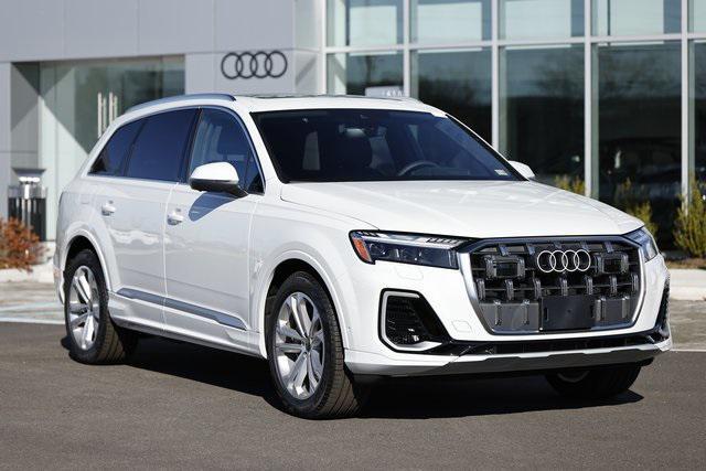 new 2025 Audi Q7 car, priced at $80,247