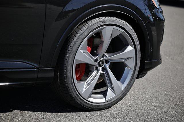 new 2026 Audi Q7 car, priced at $85,995