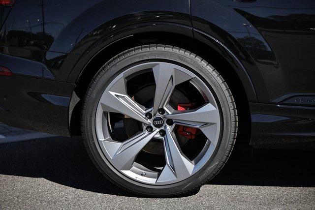new 2026 Audi Q7 car, priced at $85,995