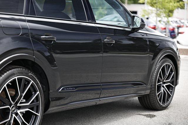 new 2025 Audi Q7 car, priced at $85,522