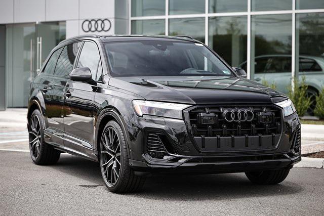 new 2025 Audi Q7 car, priced at $85,522