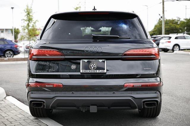 new 2025 Audi Q7 car, priced at $85,522