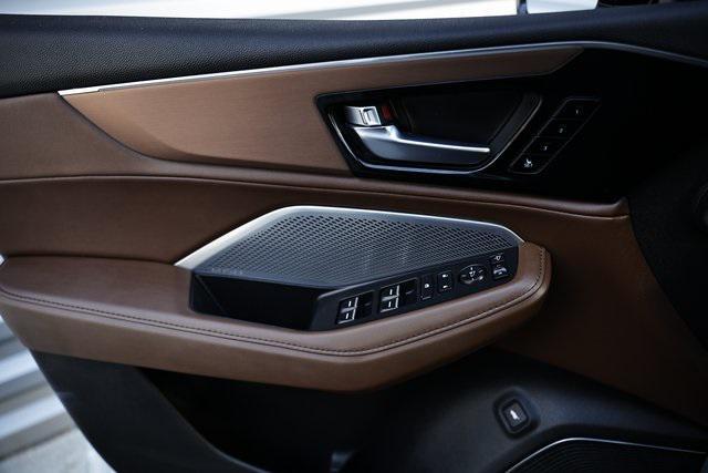used 2022 Acura MDX car, priced at $35,690