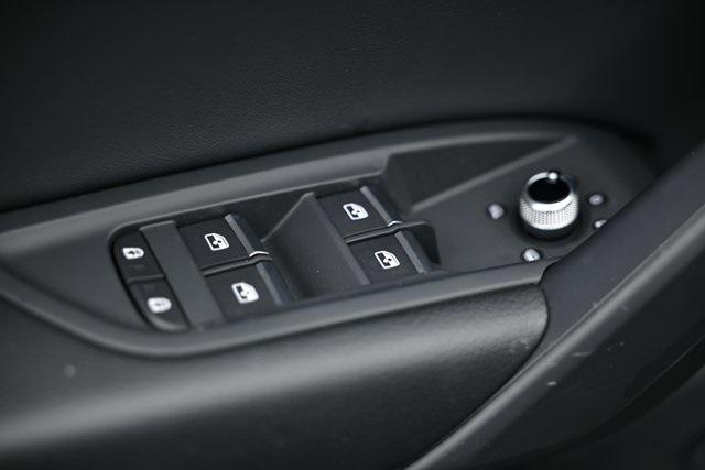 new 2025 Audi Q5 car, priced at $48,995