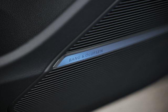 new 2025 Audi SQ7 car, priced at $96,257