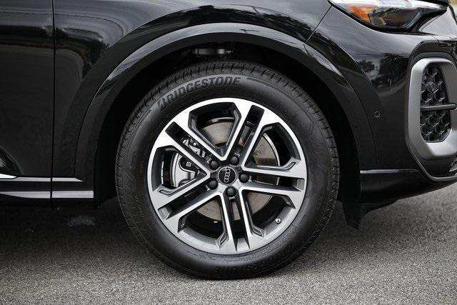 new 2025 Audi Q5 Sportback car, priced at $61,552