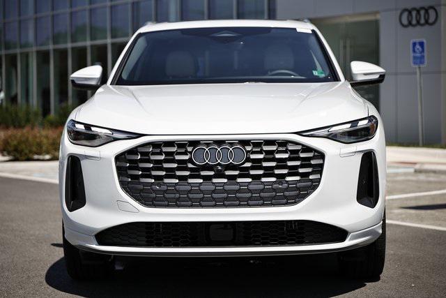 new 2025 Audi Q5 car, priced at $54,275