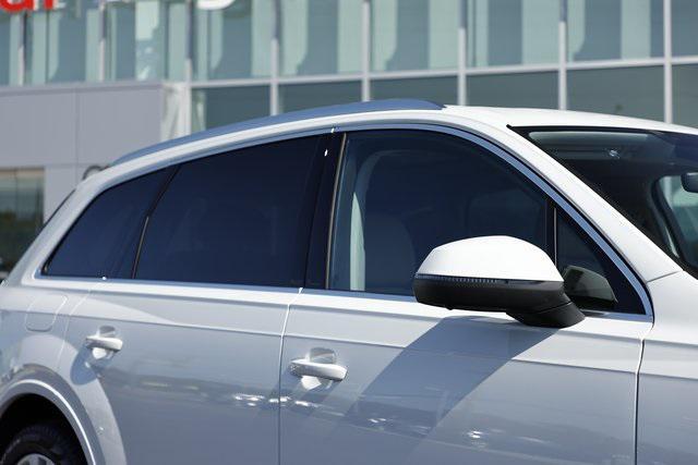 used 2025 Audi Q7 car, priced at $61,690