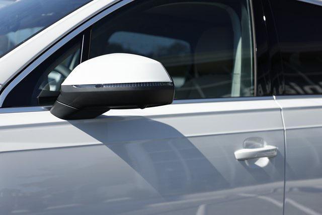 used 2025 Audi Q7 car, priced at $61,690