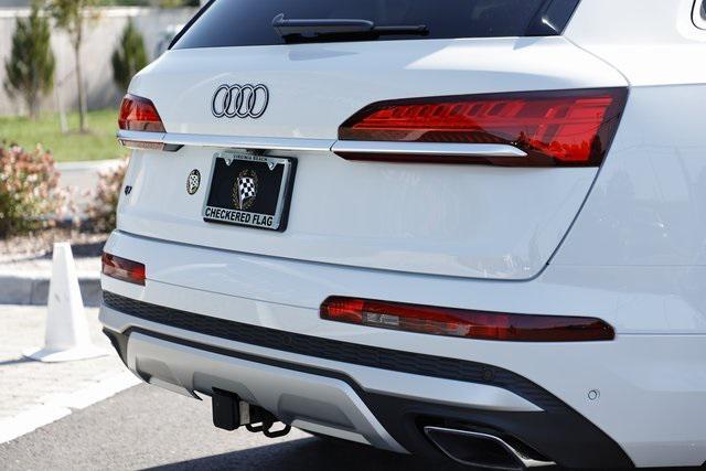 used 2025 Audi Q7 car, priced at $61,690