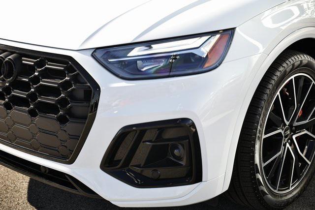 used 2025 Audi SQ5 car, priced at $59,990